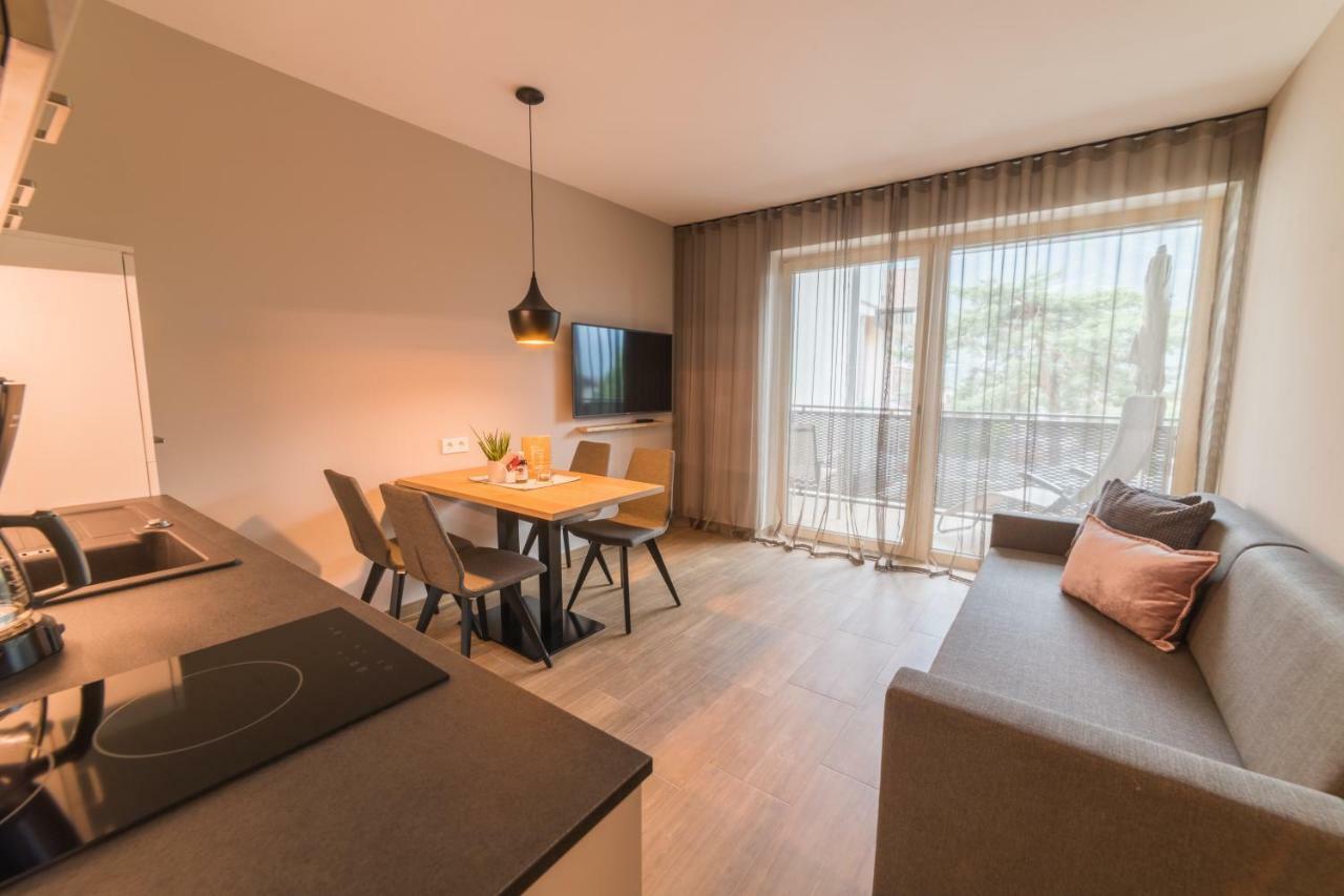 Residence Sonja Парчинес Екстериор снимка